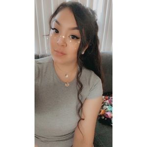 Meet your Posher, Viviana